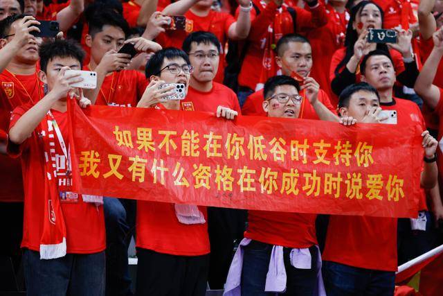 乔尔杰维奇谈弃用大王：胡金秋更适合这场比赛