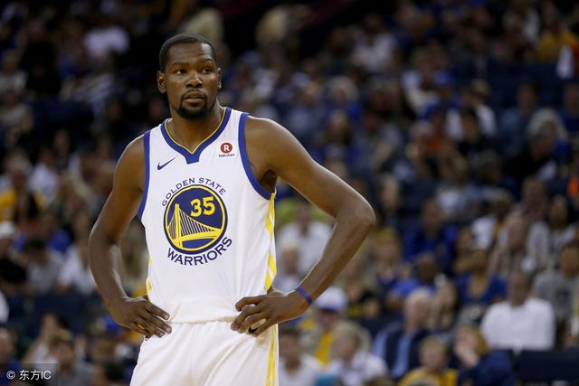 何时能兑现天赋？曾凡博关键2罚全丢葬送比赛