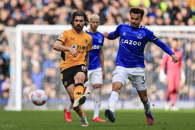 尴尬！中国男篮四大后卫合计只送出1次助攻